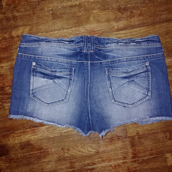 🌸Blue Asphalt from Wet Seal distressed jean short - Picture 2 of 3